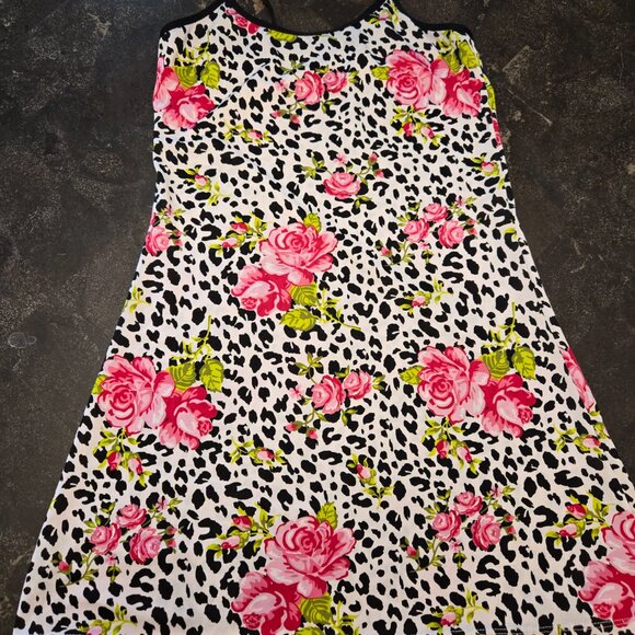 BUNDLE - WOMENS CAMISOLS AND SLEEPSHIRTS -  5 for 1 PRICE - Picture 13 of 16